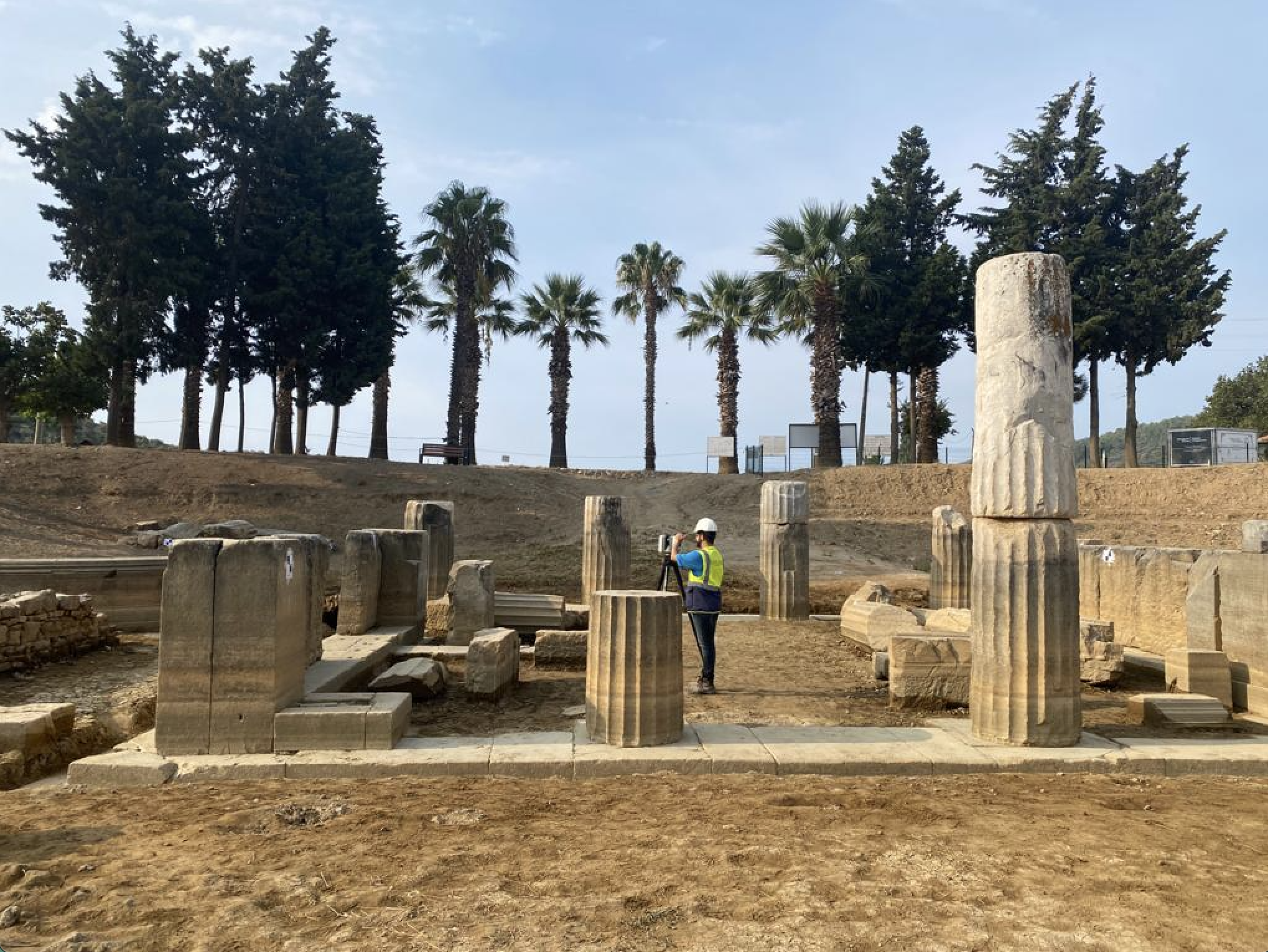 Klaros Kutsal Alanı